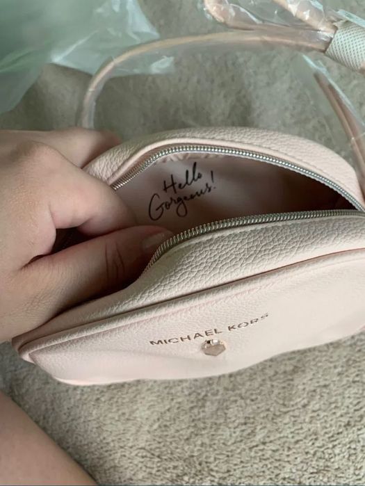 Michael Kors чанта