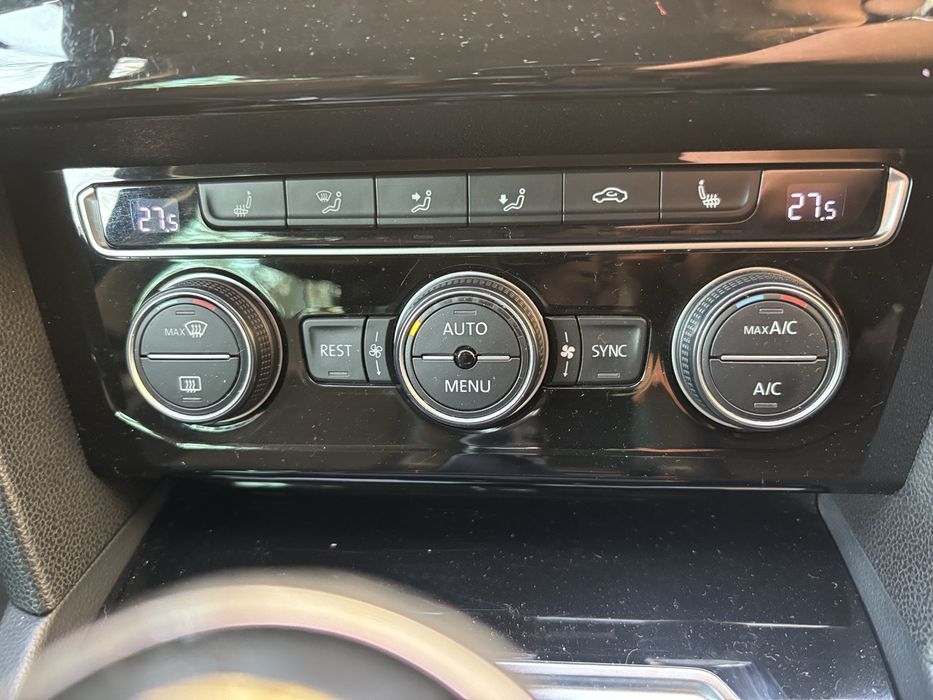 Passat b8 1.6 2015г