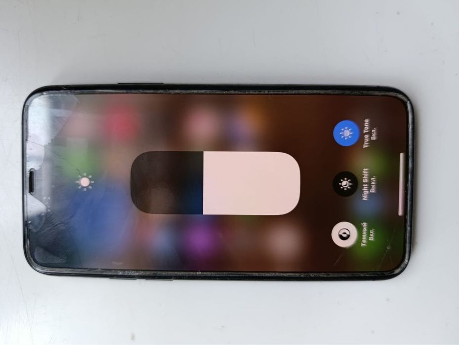 Айфон 11про.