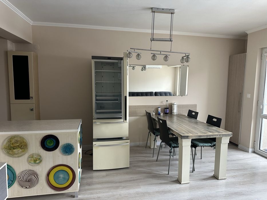 Дава се под наем Тристаен апартамент в Пловдив, Кючук Париж - 80 кв.м за 448.8 € - Снимка #2