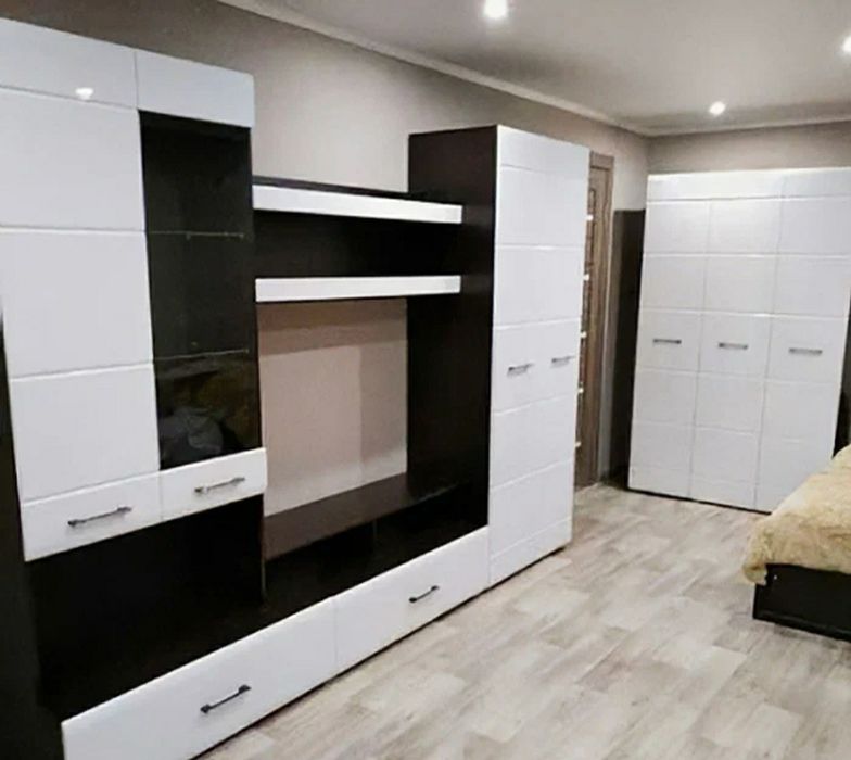 Услуга мебельщика перевозка мебели и разборка сборка мебели