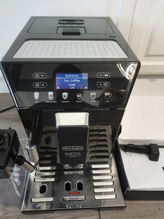 Delonghi Eletta Cappuccino Evo, ca nou