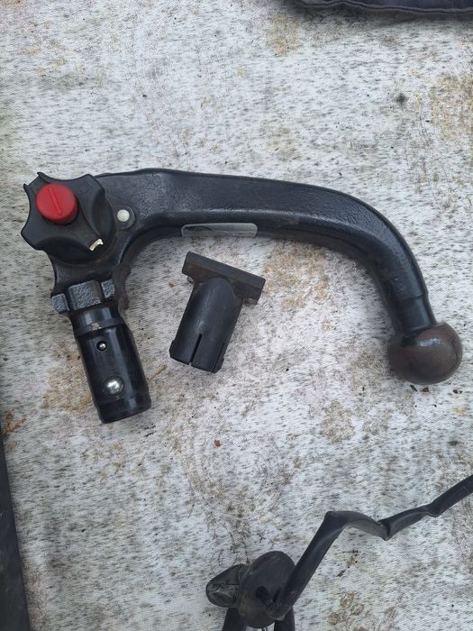 Теглич за Опел Мерива 2008