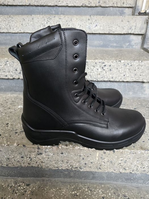 Продавам военни кубинки