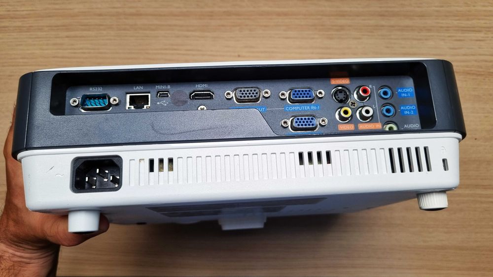 Videoproiector BenQ MX816ST -3D/HDMI/Contrast 13000:1/3000 ANSI Lumeni
