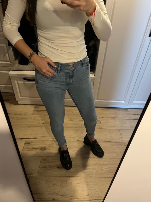 Blugi Levi’s damă