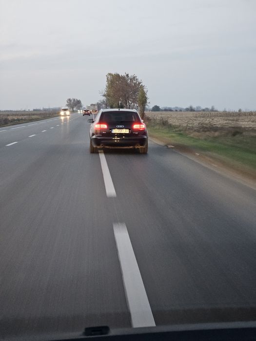 Audi A6  qattro / schimb cu motoare 2.0 sau mai mici.
