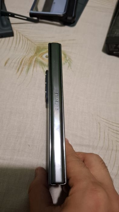 Telefon pliabil Samsung fold 4 de 256gb