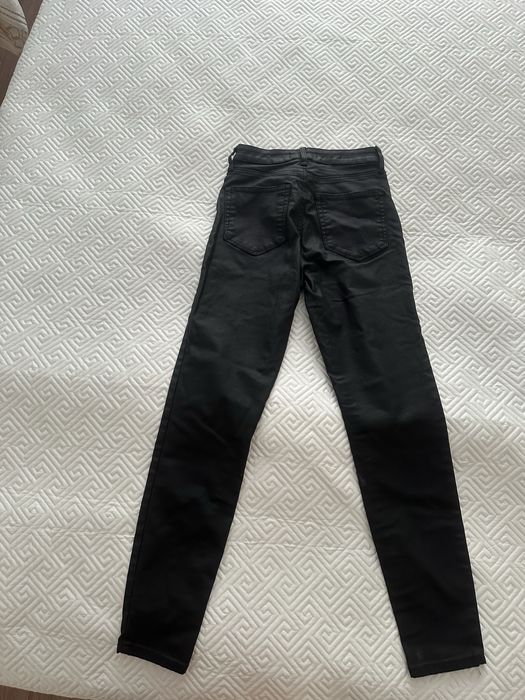 Кожаные скинни джинсы Mango