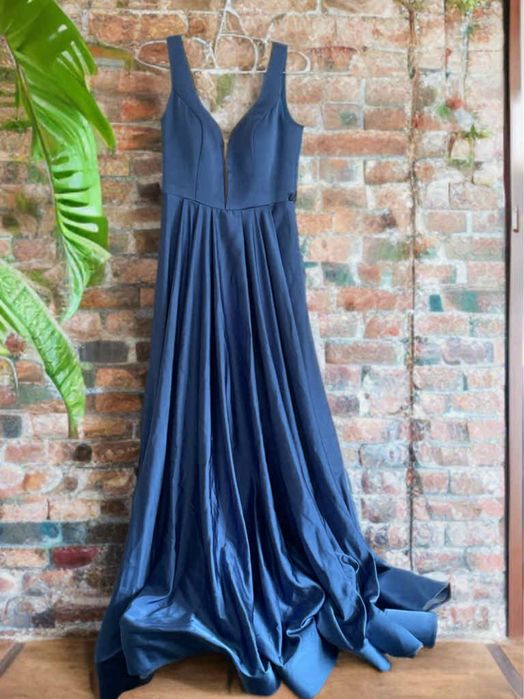 Дамска бална рокля