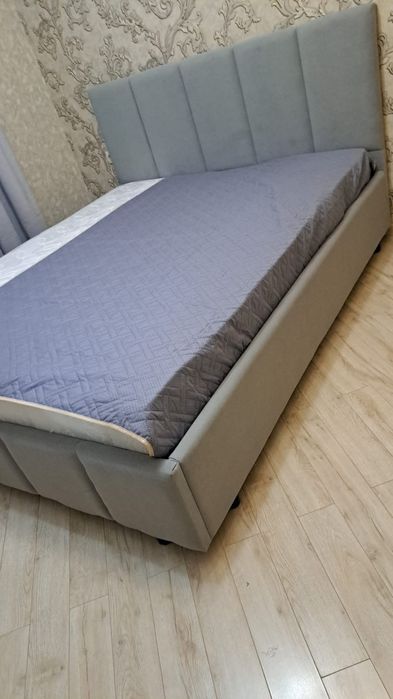 Продам Кровать 160×200