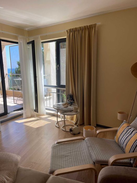 Продава се Тристаен апартамент в Бяла - 111 кв.м за 1082 €/кв.м - Снимка #18