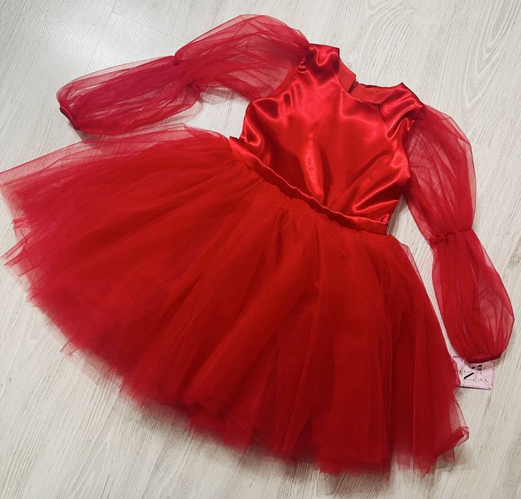 Rochie elegantă 7-8 ani