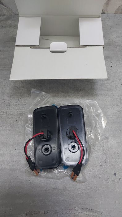 Продам поворотники W463.