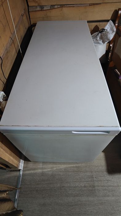 Холодильник Ларь