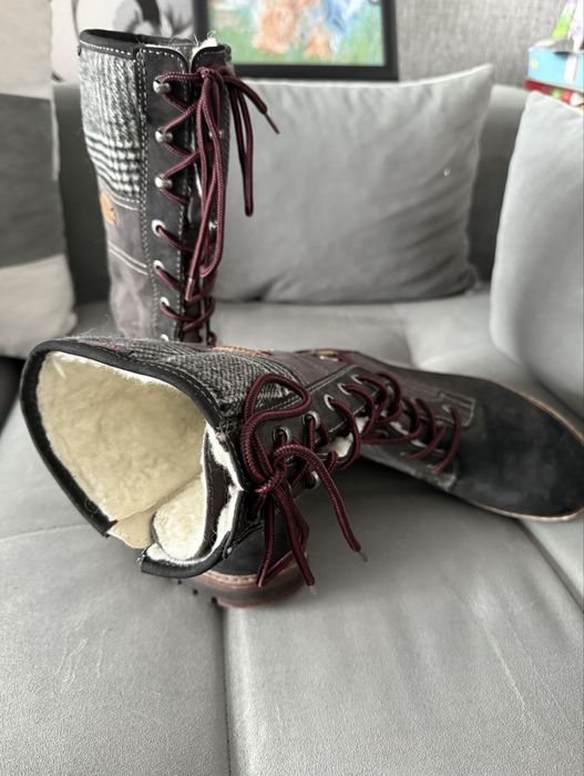 Отлични дамски ботуши Bench