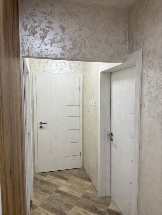 Шпакловка , боядисване и мазилка