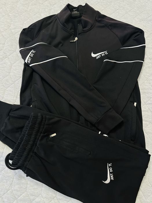 Анцуг Nike just do it