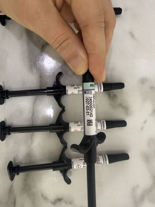 Продаётся Чойс 2 (Choise 2) набор цемент для фиксации виниров 5x4.5г