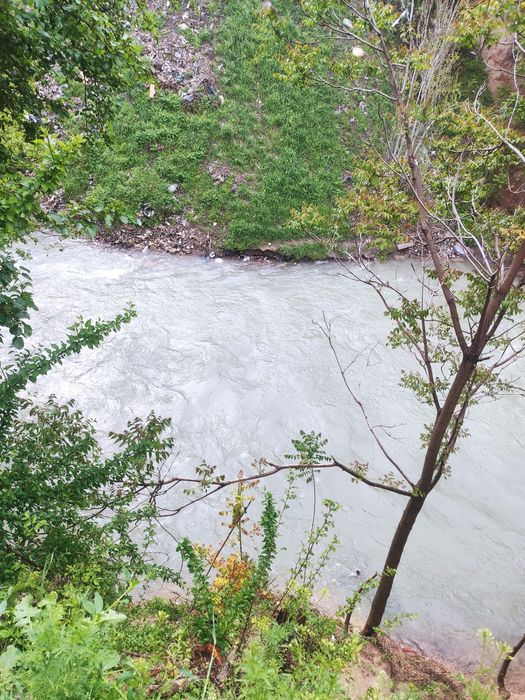 Продаётся участок 12 соток земли в городе Ташкенте 68.000$ за сотку