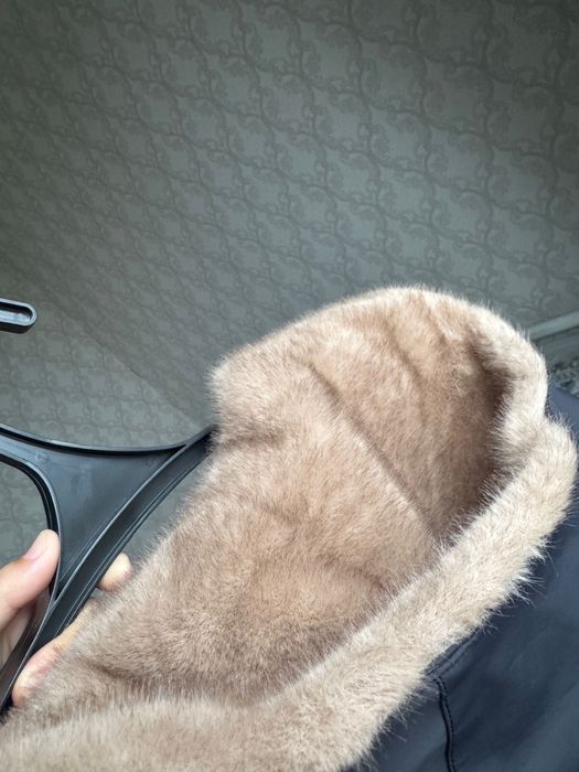 Сыртқы киім сатылады!