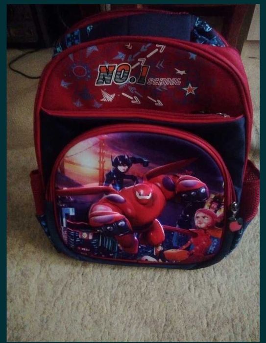 Продам школьные рюкзаки