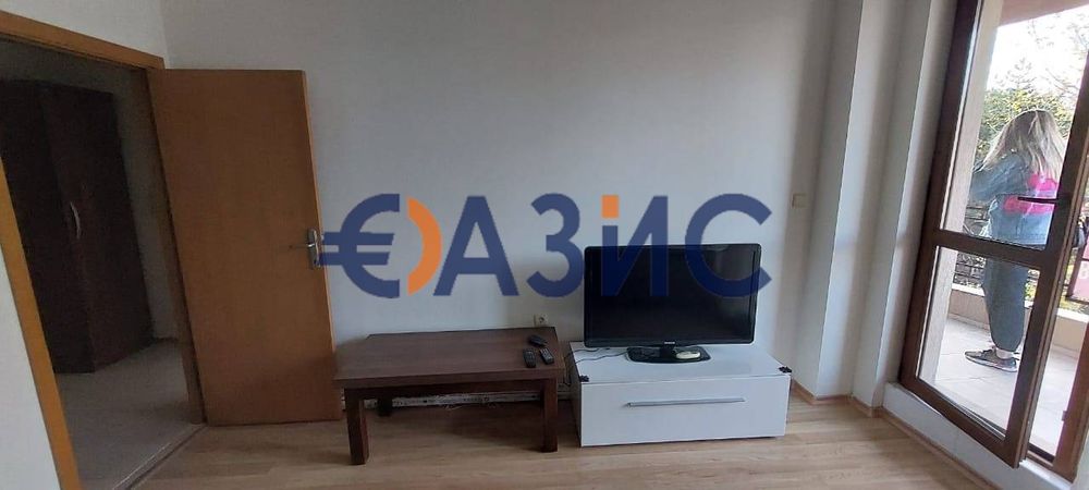 Продава се Двустаен апартамент в к.к. Слънчев бряг - 60 кв.м за 1205 €/кв.м - Снимка #2