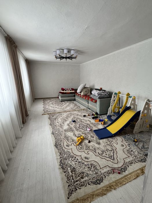 Продается дом с участком.