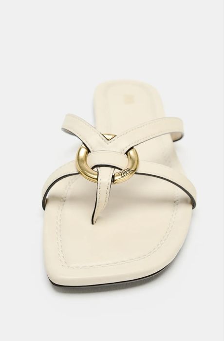 Чисто нови сандали Zara, 38 номер, с етикет