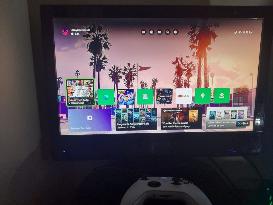 XBOX ONE perfect doar cu o zgarietura