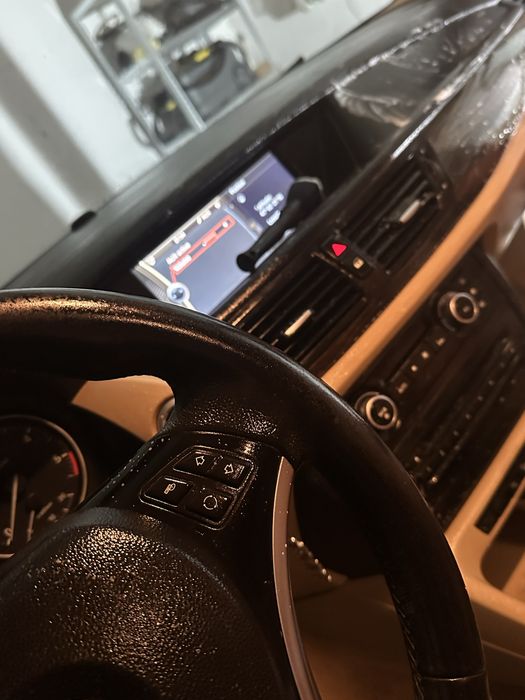 BMW X1, detalii pe wapp