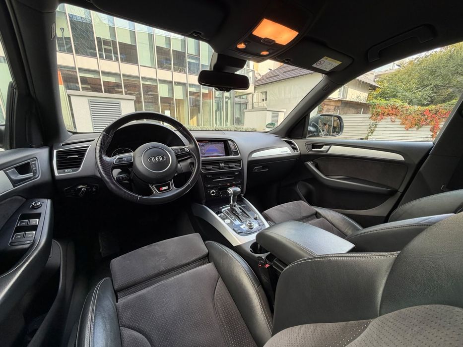 Audi Q5 S line | 2.0 TDI 177 CP | Quattro | Automată | Full LED | Distronic