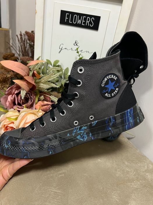 Жестоки мъжки кецове Converse