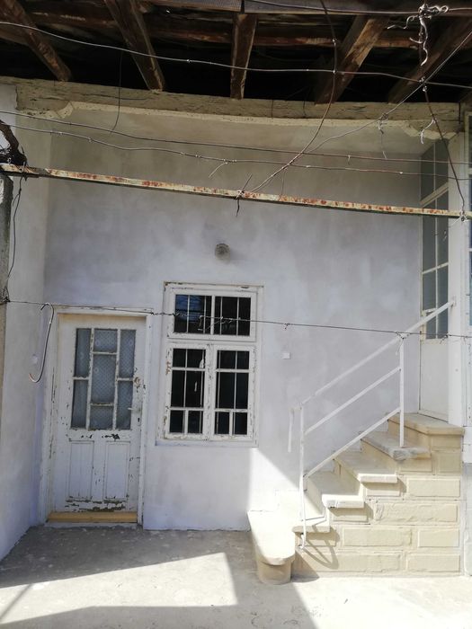 Къща с двор в гр. Смядово