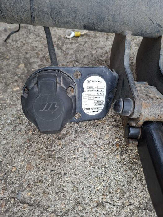 Оригинален сваляем теглич Toyota Rav4 AX20
