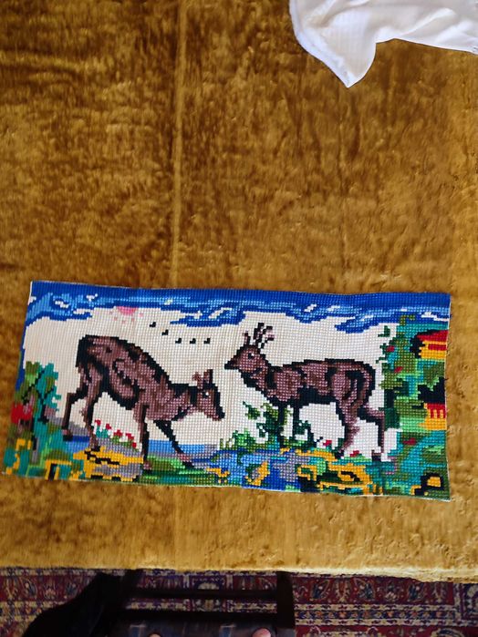 Ръчно изработени битови апликации