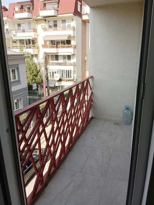 Дава се под наем Тристаен апартамент в Пловдив, Младежки Хълм - 86 кв.м за 377.4 € - Снимка #2