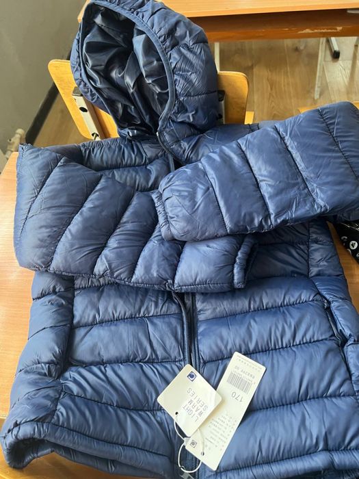 Демисезонная кутрка для мальчика 7-8 лет