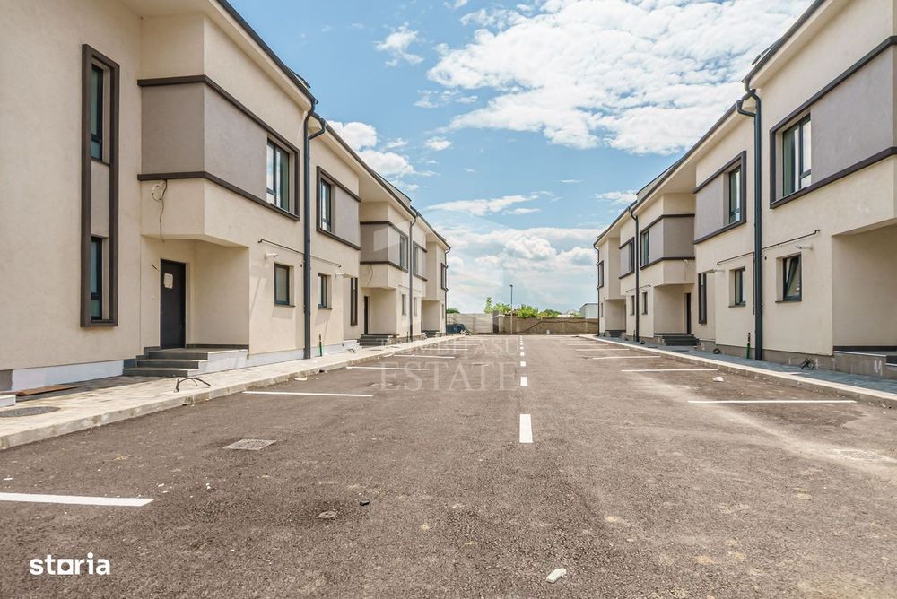 Case  P+1+M 140 mp Curte Parcare Tiparnitei Sect 5 Dedeman Giurgiului