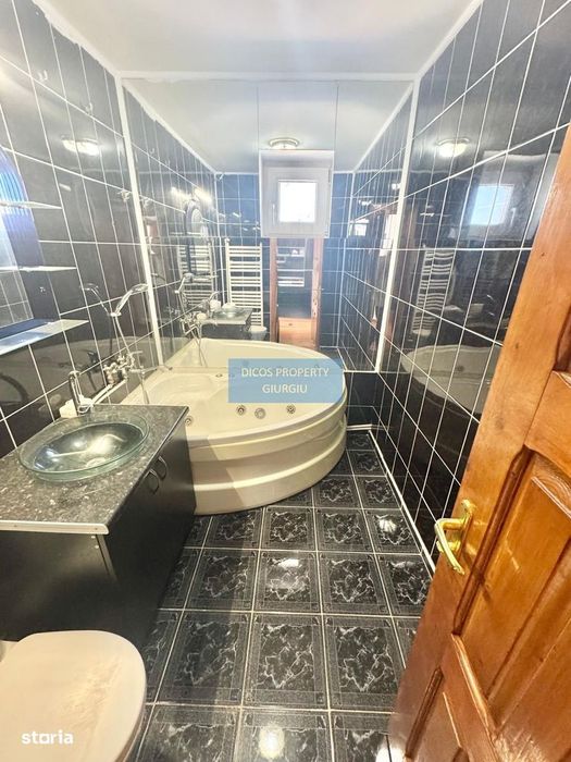 Apartament 3 camere de vânzare – Decebal