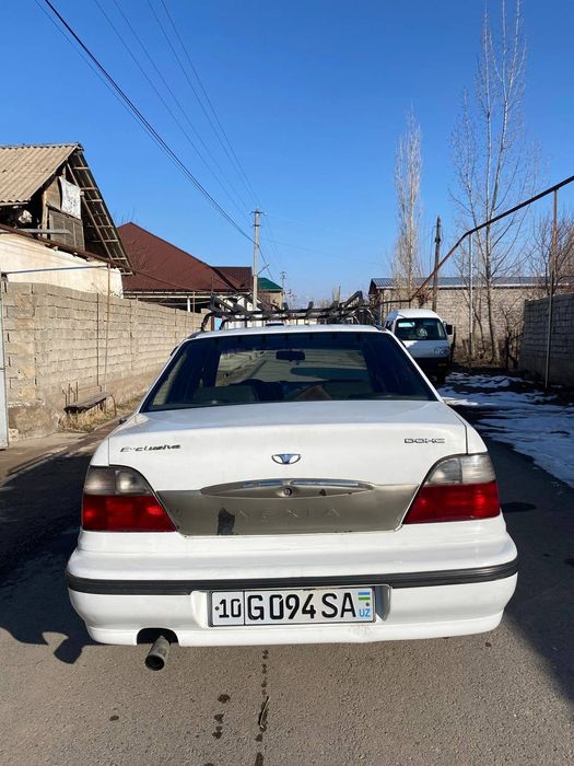 Нексия 1999 йилги юриб турибти қогани тел гаплашамиз 2500 келишамиз