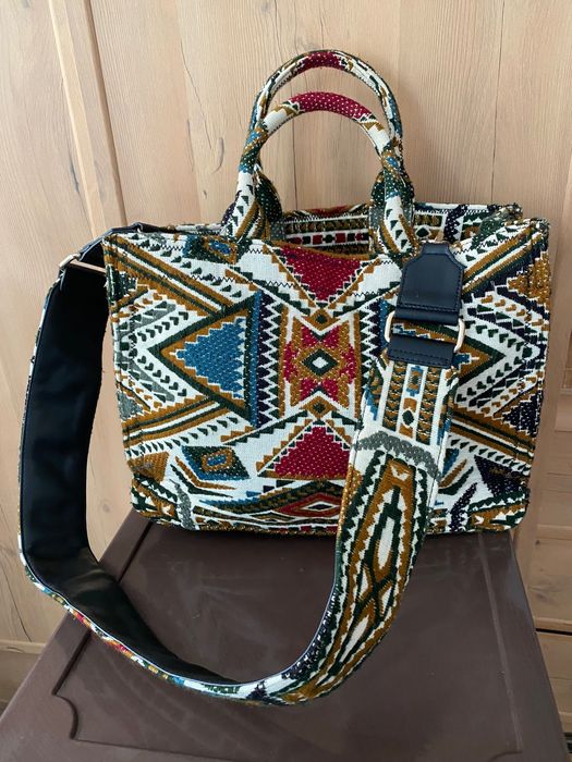 Дамска чанта Valentino, Zara, H&M