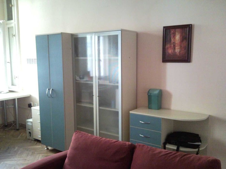 Продава се Тристаен апартамент в София, Център - 120 кв.м за 3741 €/кв.м - Снимка #2