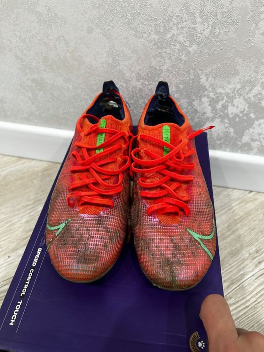 Бутсы профессиональный