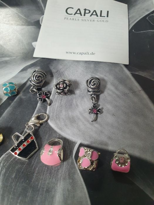 Шарми  за гривни Pandora и подобни  Capalli