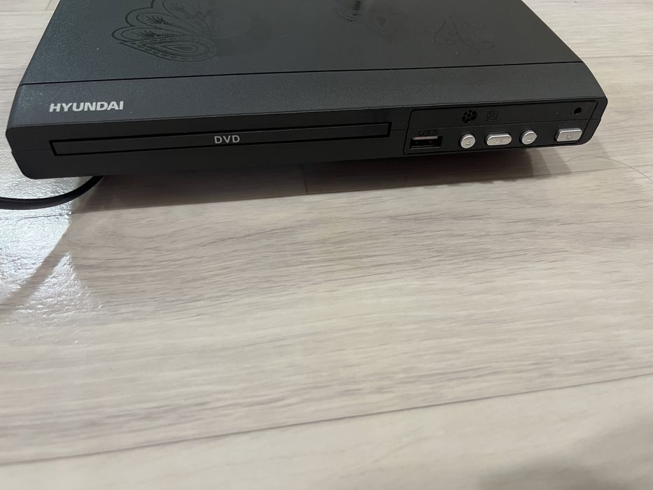 DVD плеер Hyundai