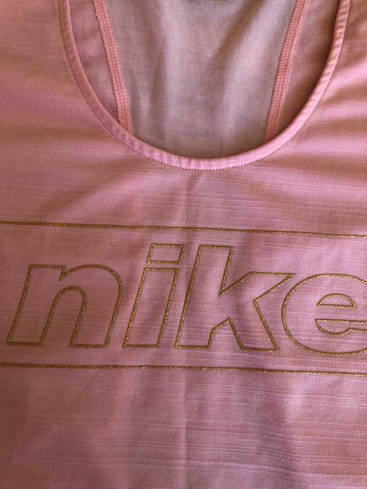 разпродажба на тениски Найк