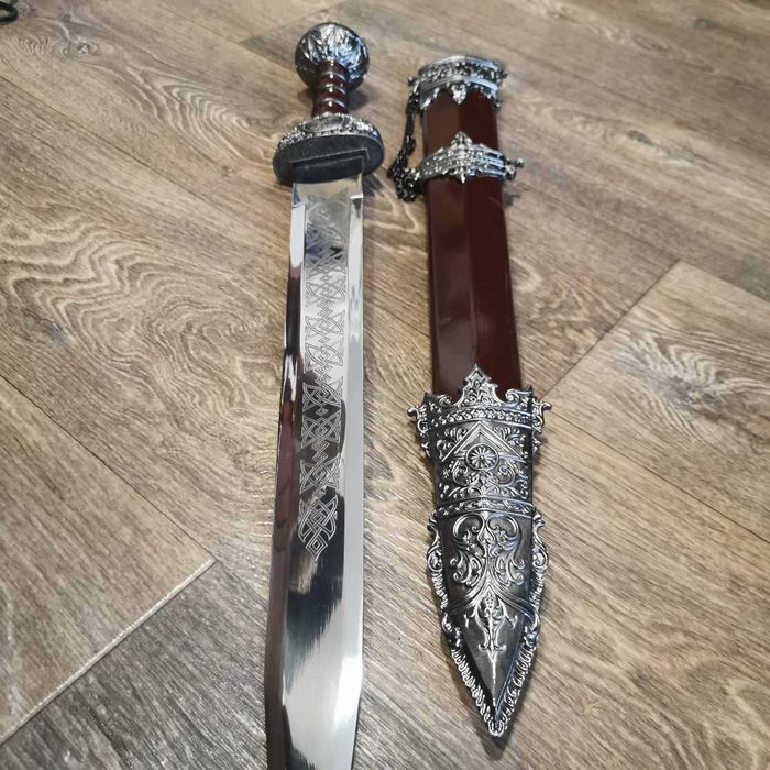 Gladius Гладиус Тежък Стоманен Римски Меч с ножница SPQR