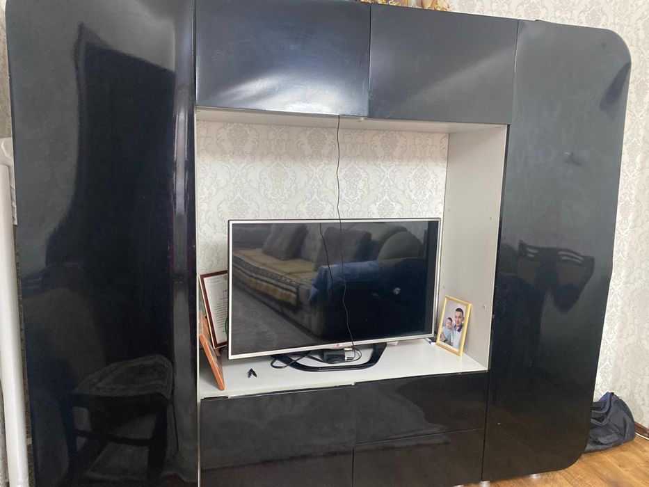 Продам стенку  б/у