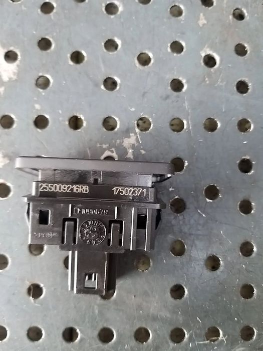 Buton incalzire scaun dreapta renault kadjar ha hl 255009216rb